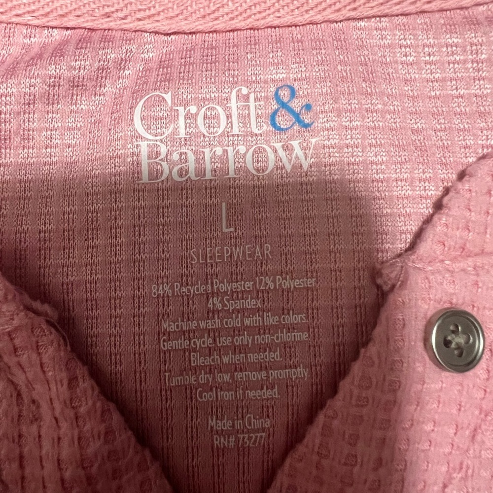 ❗️Croft & Barrow Pink Waffle Knit Henley Sleepwear Shirt - Picture 2 of 3